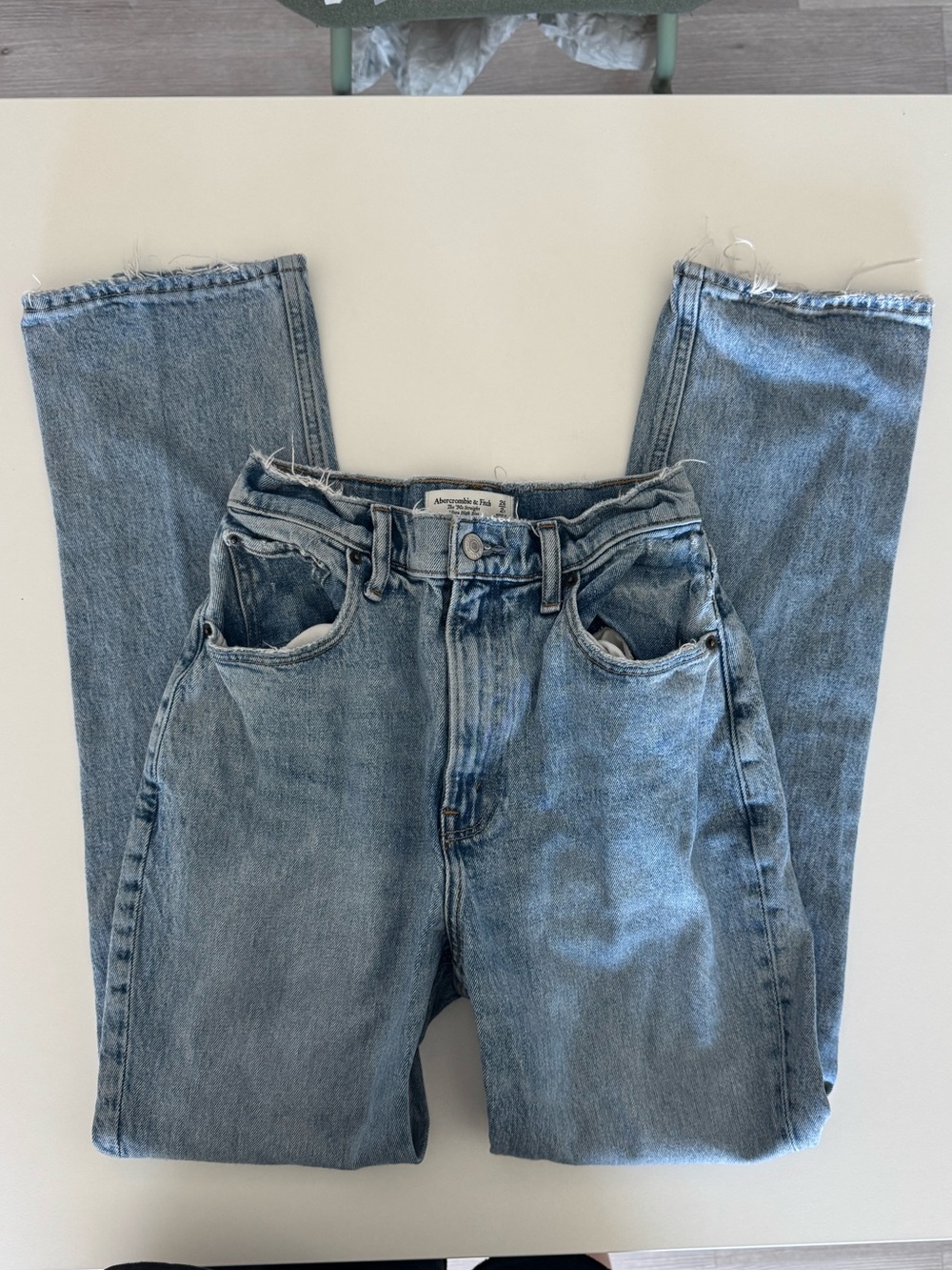 Abercrombie 90s Straight Jean